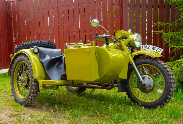 Ryssland Moskvaregionen Juni 2020 Restaurerad Grön Retro Motorcykel Med Sidvagn — Stockfoto