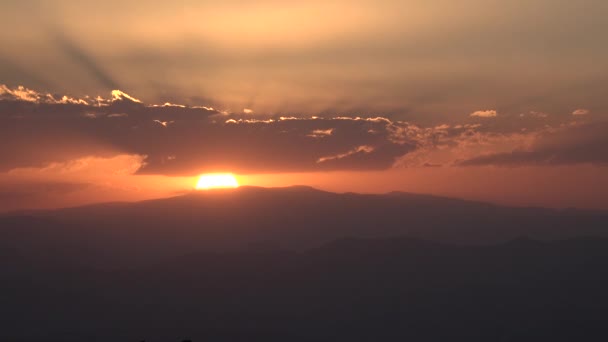 Kuzey Etiyopya dağlarında gün batımı — Stok video