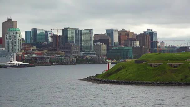 Canada. Een Halifax. Hoofdstad van de provincie Nova Scotia. De wolkenkrabbers in de stad. Stad van Glorie. — Stockvideo