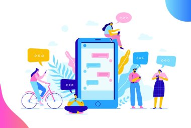Sanal iletişim kavramı. Bir grup genç insan sohbet Smartphone kullanarak karakter. Web için düz vektör çizim. 