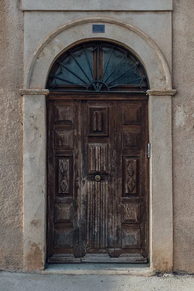 Old Beautiful Door of French House — Stock Photo, Image