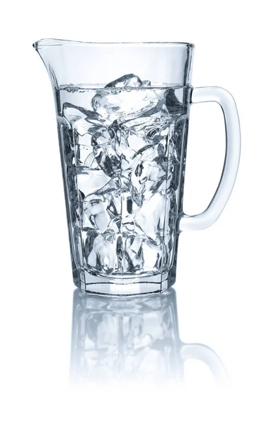 Dobó Víz Jég Kocka Fehér Alapon — Stock Fotó