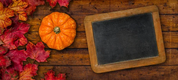 Autumn Foliage Pumpkin Empty Chalkboard — Stock Photo, Image