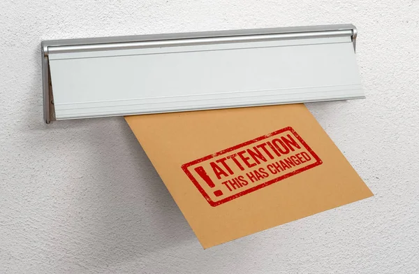 Een brief gestempeld dit is veranderd in een mail slot — Stockfoto