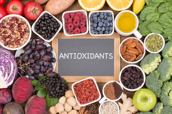 Természetes Antioxidánsok Mint Például Gyümölcsök Zöldségek Diófélék Kakaó Por Élelmiszer — Stock Fotó