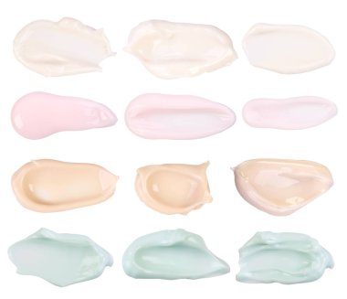 Kozmetik krem izole üzerinde beyaz arka plan smear