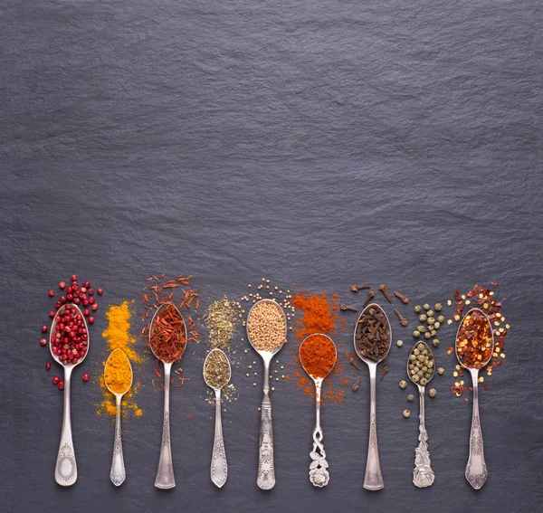 Herbs Spices Silver Spoons Black Stone Background Copy Space — 스톡 사진