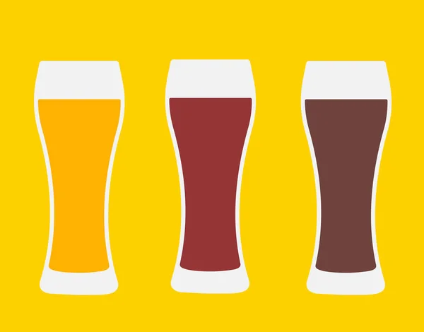 啤酒杯 三版轻啤酒 黑啤酒和琥珀啤酒 孤立向量插图 — 图库矢量图片
