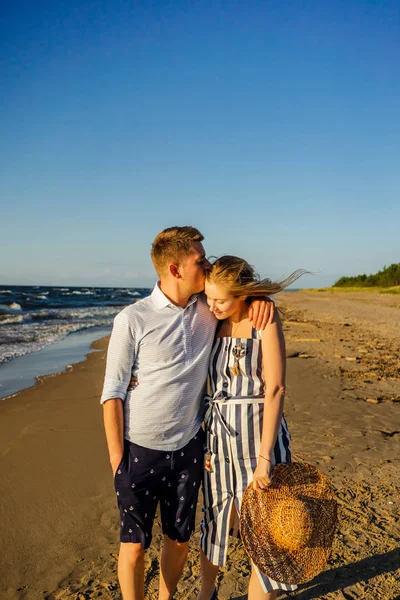 Portrait Tender Couple Love Sandy Beach Riga Latvia — Stock Photo, Image