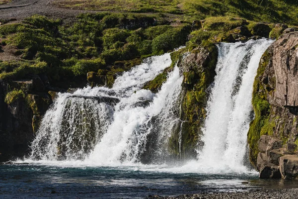 Krásný Vodopád Islandu Letní Slunečný Den — Stock fotografie