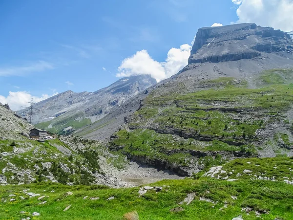 Increíble Paisaje Ruta Alta Montaña Través Del Paso Gemmi Suiza — Foto de Stock