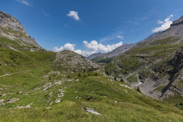 Paisagem Hdr Incrível Alta Rota Montanha Através Passo Gemmi Suíça — Fotografia de Stock