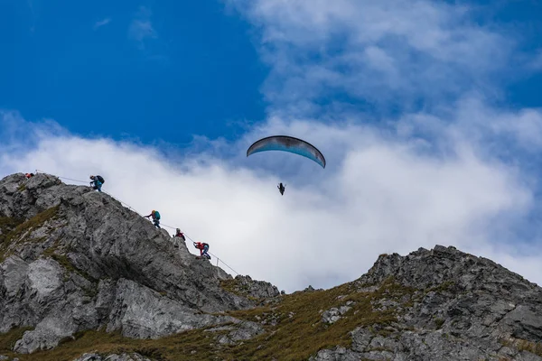 Parapente Sur Mont Brunni Engelberg Dans Les Alpes Suisses Été — Photo