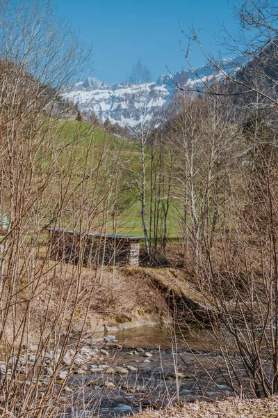 Tavaszi impressziók marbach, Ementáli entlebuch, Svájc — Stock Fotó