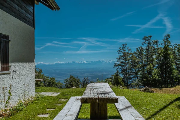 Походы на гору Вайссенштайн в Швейцарии, панорама Швейцарии — стоковое фото