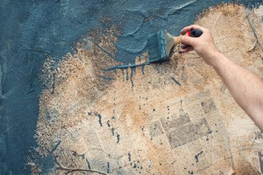 Kağıt arka plan mavi renkte boyama el