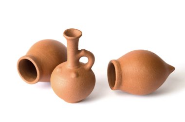 Gürcü geleneksel dekoratif testiler izole beyaz zemin üzerine şarap için