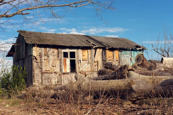 Staré opuštěné chatě — Stock fotografie