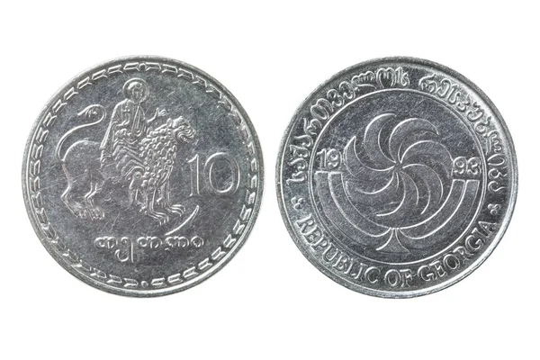 Boca de la moneda georgiana 10 tetri sobre un fondo blanco —  Fotos de Stock