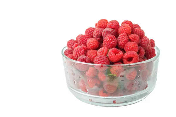 Frische Himbeeren Einer Glasschüssel Isoliert Auf Weißem Hintergrund — Stockfoto