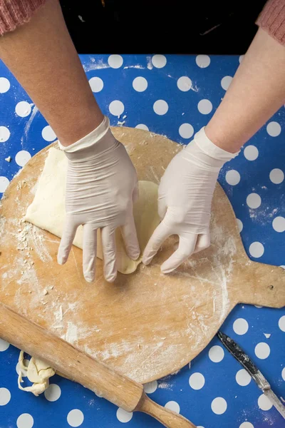 치즈를 요리사의 — 스톡 사진