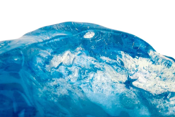 冰结构的抽象背景 在白色背景上隔离的蓝色透明冰形状 — 图库照片