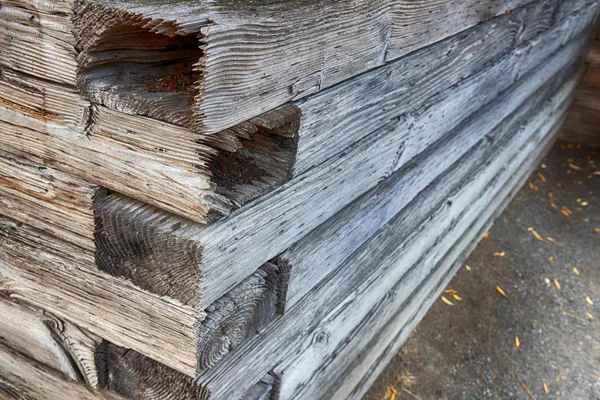 Абстрактный уголок деревянной стены — стоковое фото