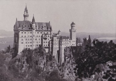Almanya'da Schloss Neuschwanstein Kalesi doğal görünümü