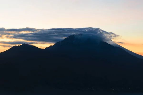 Vista Del Amanecer Desde Volcán Gunung Batur Bali Indonesia Con —  Fotos de Stock