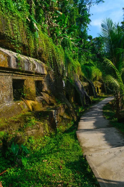 Gemeißelt Steinernen Alten Gunung Kawi Tempel Mit Königlichen Gräbern Die — Stockfoto