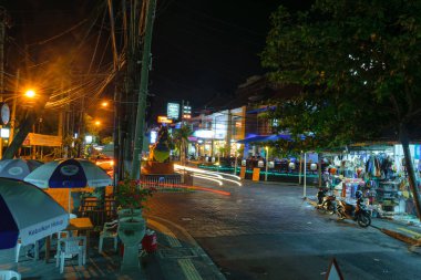 Bali, Endonezya 4 Eki 2018. Bali sınırlarındaki Gece hayatı Sokağı