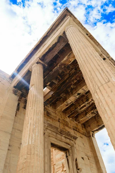 Pilares de Erechtheion antiguo templo griego — Foto de Stock