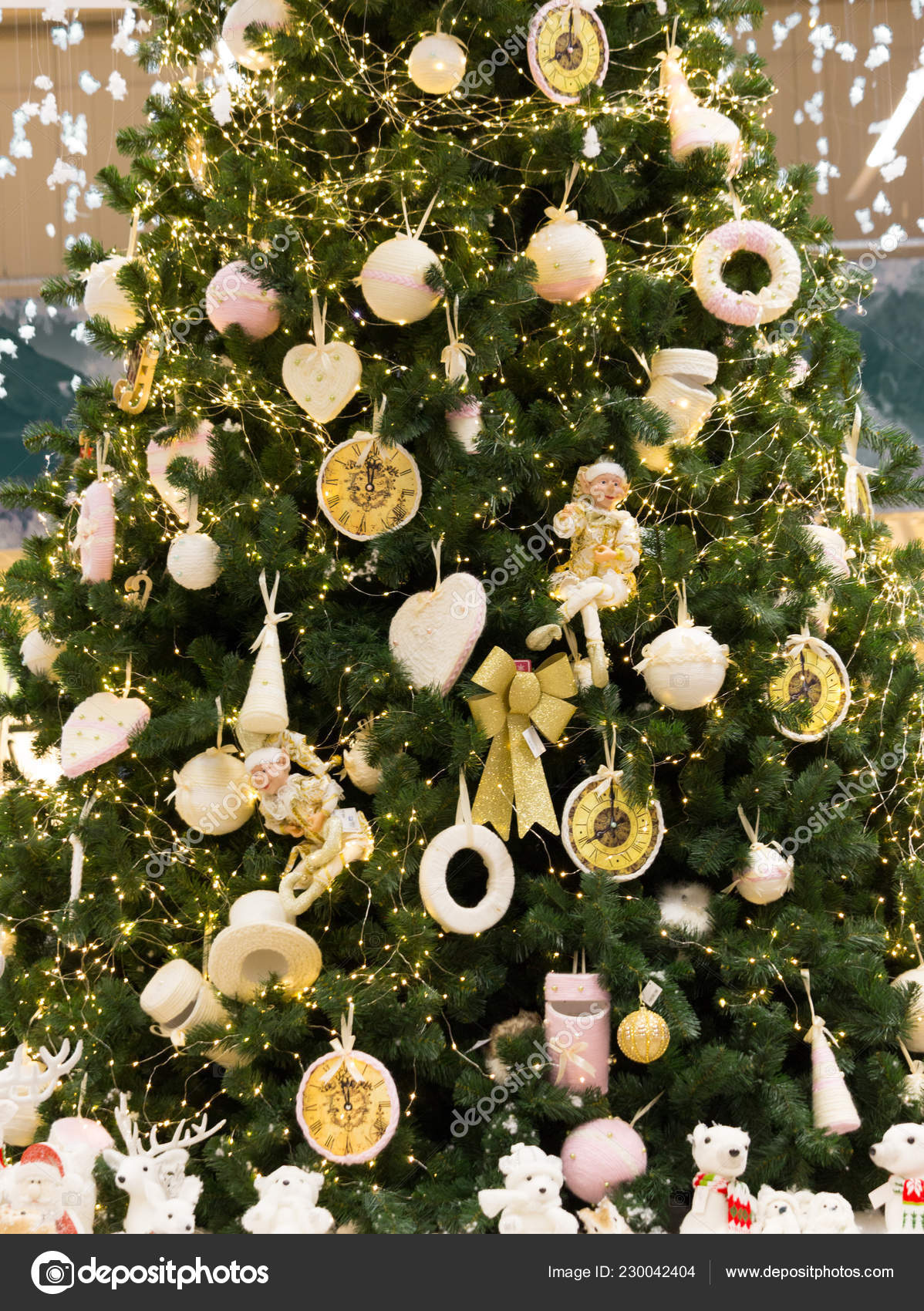 big christmas tree lights