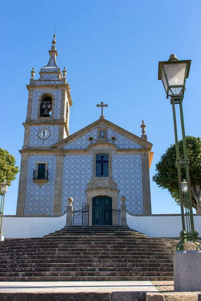 Hermosa Iglesia Con Azulejos Azulejo Día Soleado Portugal Catedral Católica —  Fotos de Stock