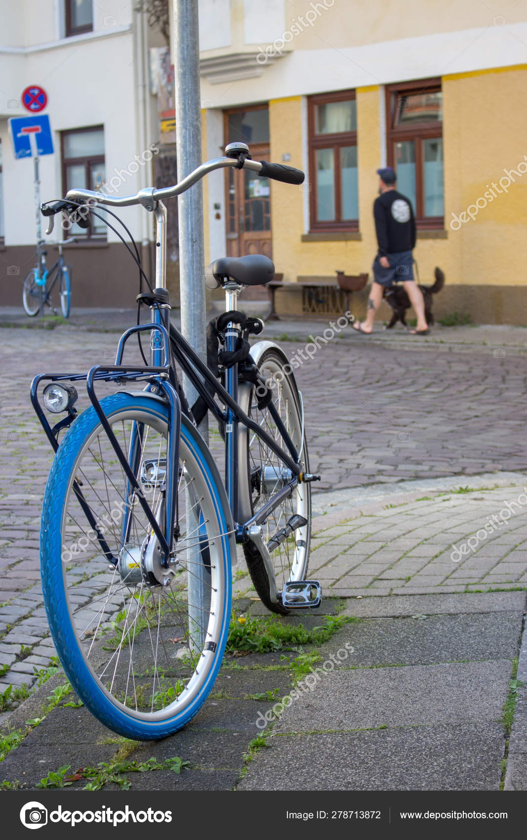 bike on street