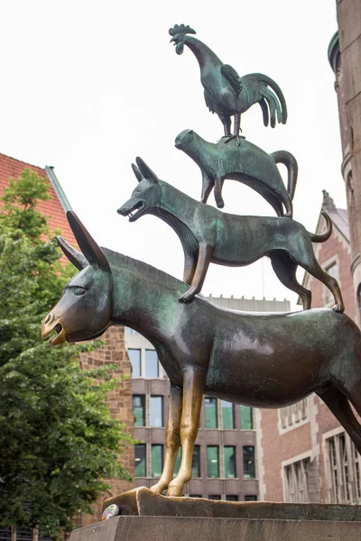 Bremen Alemania 2019 Famosa Escultura Músicos Bremen Monumento Bronce Animales — Foto de Stock