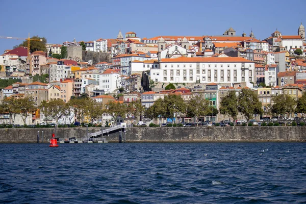 Fiume Douro Con Argine Colorato Porto Porto Punto Riferimento Panoramico — Foto Stock