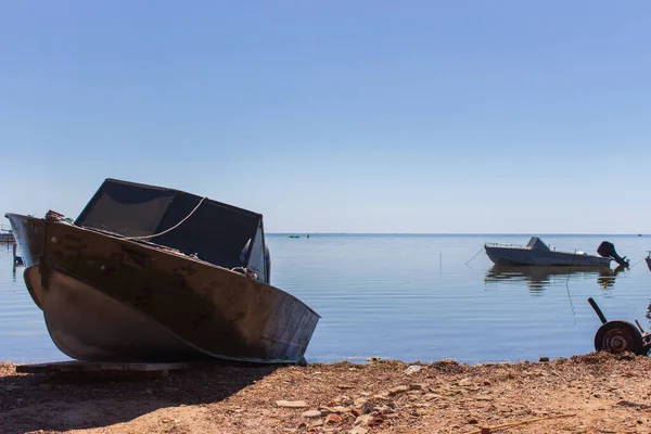 Boote Strand Seeschiff Fischerboot Dock Seeverkehr Meeresbucht Hintergrund Das Meer — Stockfoto