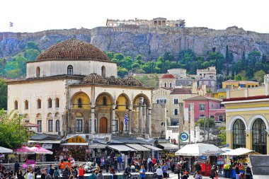 07 Ekim 2018, Atina, Atina arka planda Parthenon ile Monastiraki Greeceview