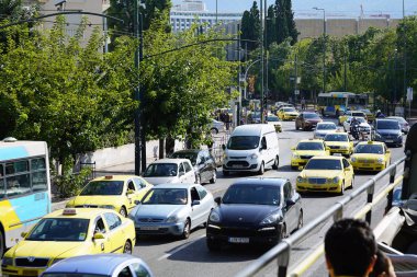 Yunanistan, Atina - Ekim 05 Ekim 05 Trafik reçel sokaklarda sabah