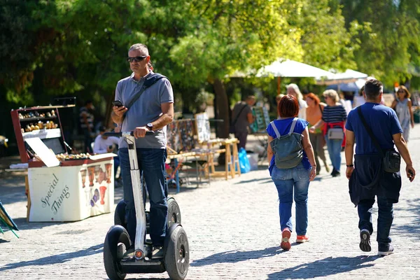 Athen Griechenland Oktober 2018 Touristen Und Athener Flanieren Sonntagmorgen Der — Stockfoto