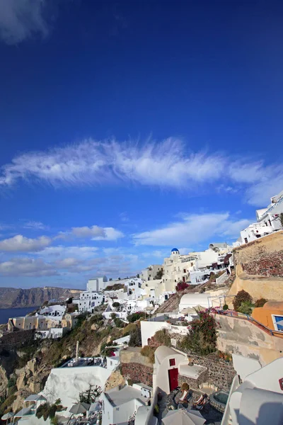 Panoramisch Uitzicht Van Oia Met Een Mooie Compositie Van Wolken — Stockfoto