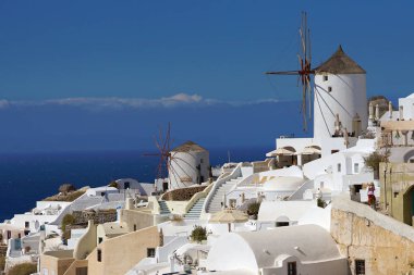 Oia, Yunanistan, 19 Eylül 2018 yel değirmenleri, Oia Cyclades adalar, güzel manzaralı