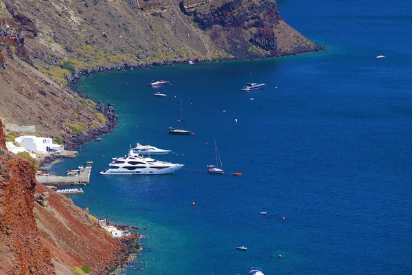 Oia Motorboats Sailing Ship Sea Santorini Greece — Stock Photo, Image