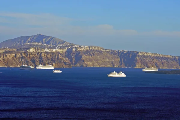 Oia Greece September 2018 Various Cruise Ships Sea Santorini — Stock Photo, Image