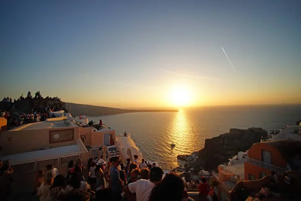 Santorini Greece September 2018Tourists All World Waiting Sunset Oia — Stock Photo, Image