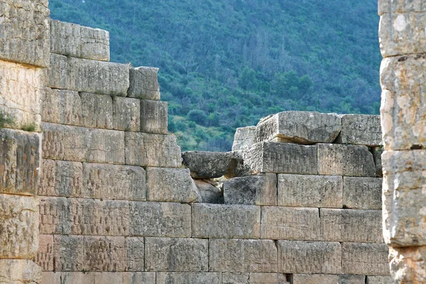 伯罗奔尼撒中环绕古代梅塞内的城墙 — 图库照片