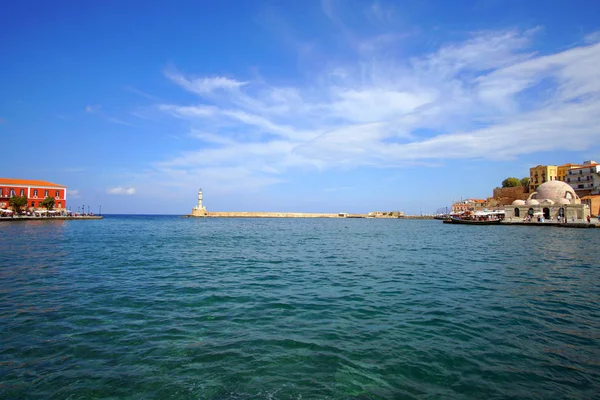 Xania, Kreta, Grekland oktober 01 2018 panoramautsikt över den venetianska hamnen — Stockfoto