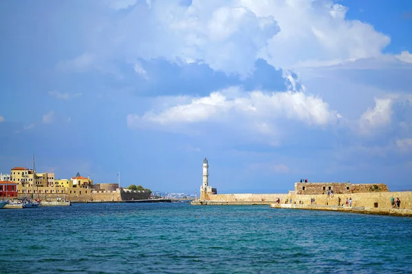 Xania, Creta, Grécia 01 de outubro de 2018 Vista panorâmica do porto veneziano — Fotografia de Stock