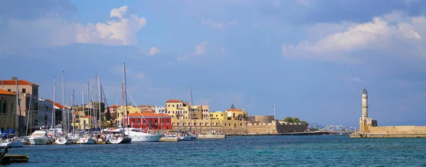 Xania, Creta, Grécia 01 de outubro de 2018 Vista panorâmica do porto veneziano — Fotografia de Stock